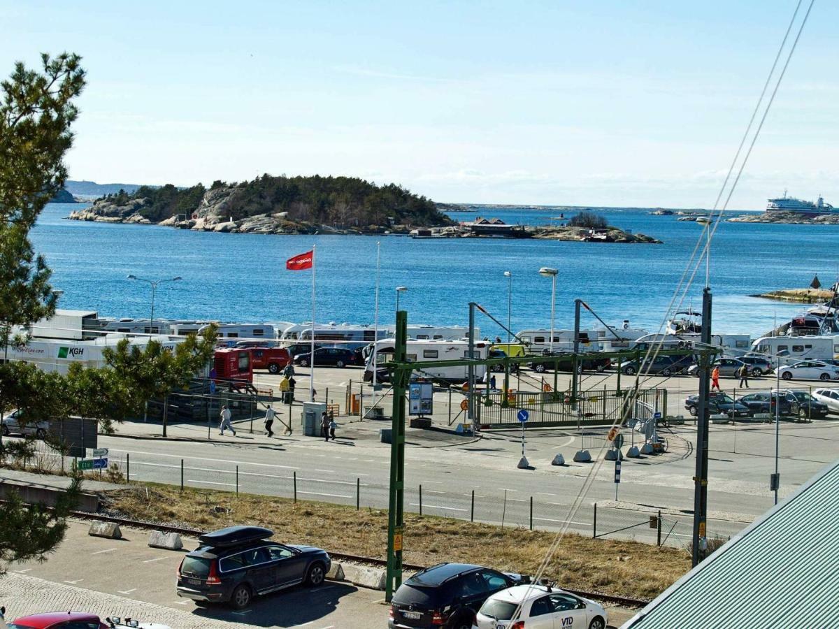 5 Person Holiday Home In Str Mstad Strömstad Exteriör bild